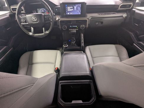 Used 2024 Toyota Tacoma SR5 AWD/4WD image 20