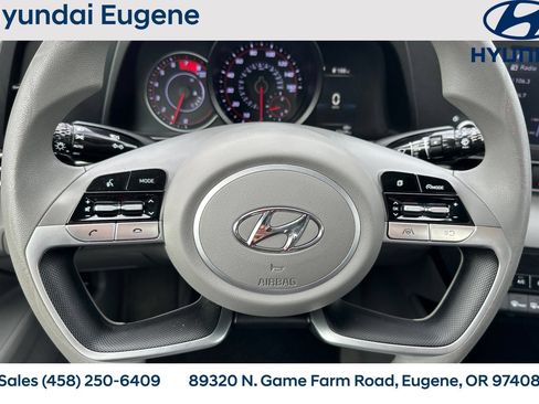 Used 2023 Hyundai Elantra SEL FWD image 27