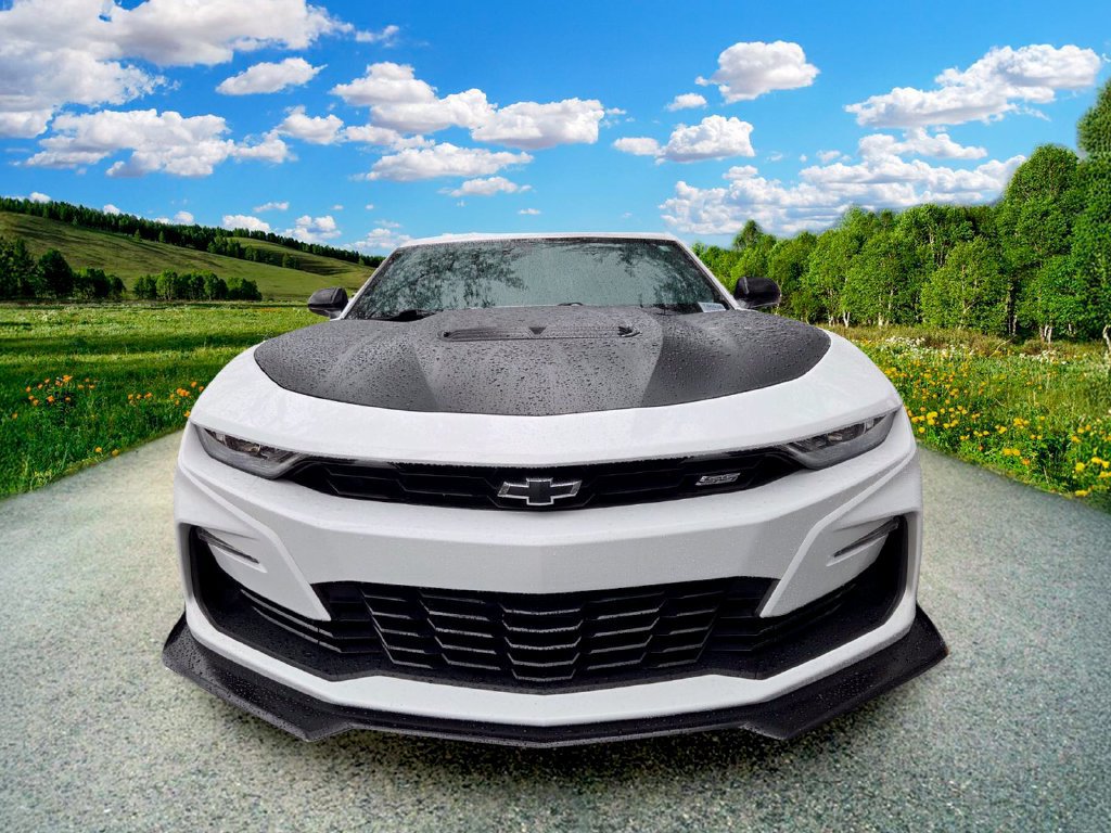 Used 2020 Chevrolet Camaro SS RWD image 2