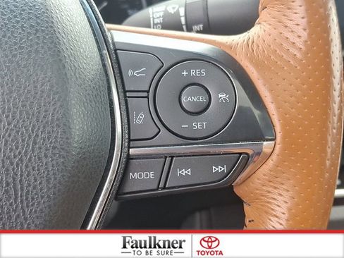 Certified 2021 Toyota Avalon Limited w/ Advanced Safety Package FWD image 23