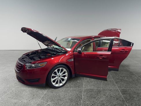Used 2018 Ford Taurus Limited AWD/4WD image 11