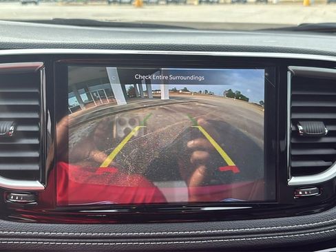 New 2026 Chrysler Pacifica Select image 26