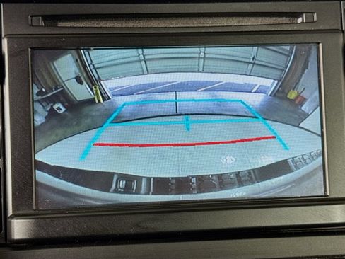 Used 2018 Toyota Tacoma SR RWD image 21