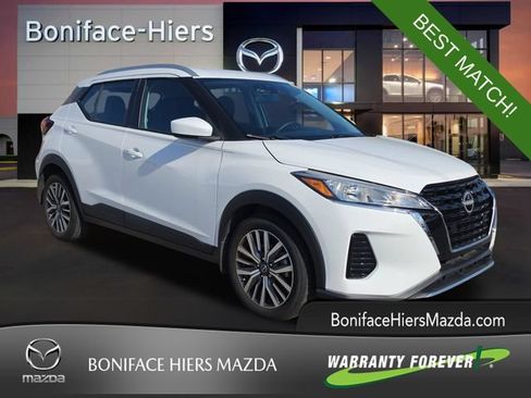 Used 2024 Nissan Kicks SV FWD image 1