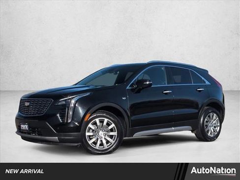 Used 2023 Cadillac XT4 Premium Luxury image 1