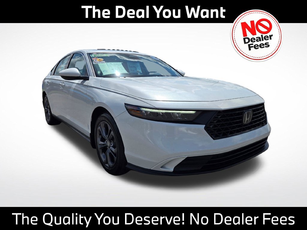 Used 2023 Honda Accord EX image 1