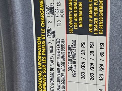 Used 2020 Volkswagen Tiguan SE image 14