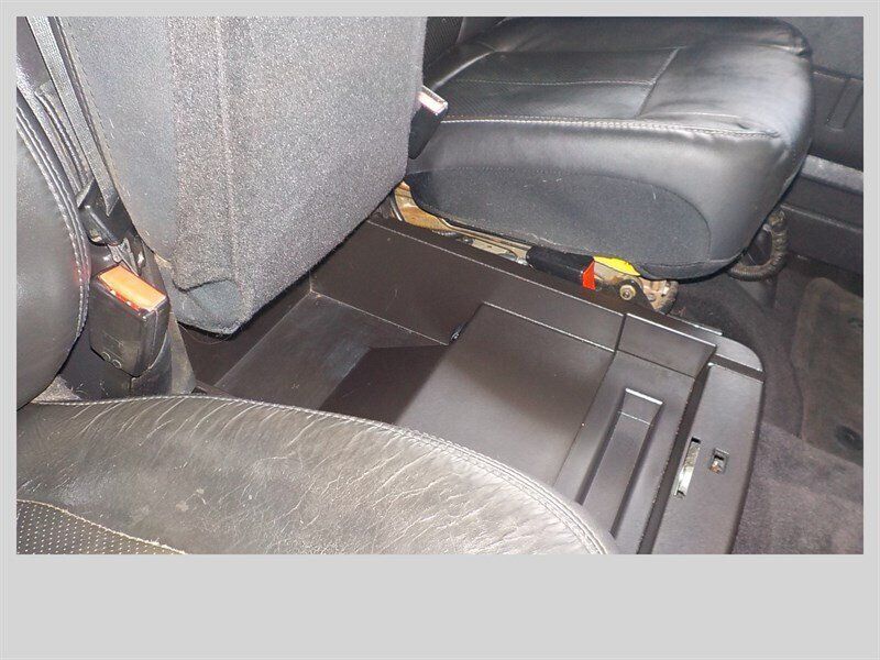 Used 2011 Ford F350 Lariat w/ Lariat Interior Pkg AWD/4WD image 39