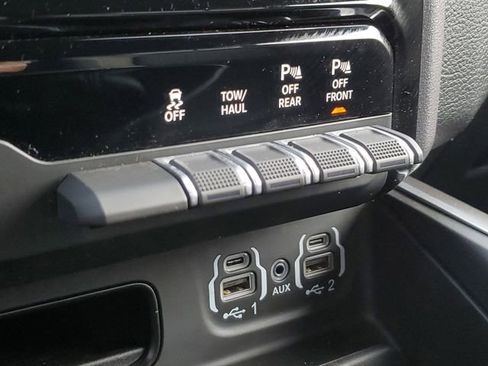 Certified 2024 RAM 1500 Big Horn image 23