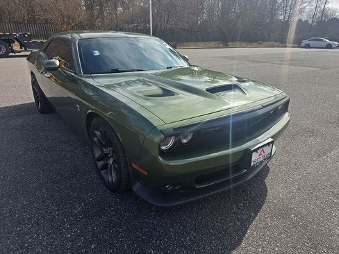 Used 2021 Dodge Challenger R/T Scat Pack w/ Plus Package image 3