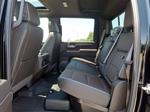 New 2026 GMC Sierra 2500 Denali w/ Denali Reserve Package AWD/4WD image 6