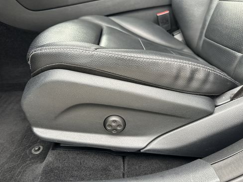 Certified 2018 Mercedes-Benz GLC 300 4MATIC image 13