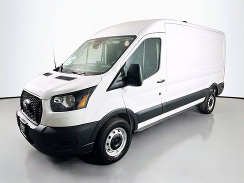 New 2026 Ford Transit 250 148 Medium Roof w/ Load Area Protection Package image 5