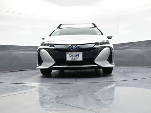 Used 2022 Toyota Prius Prime LE FWD image 27