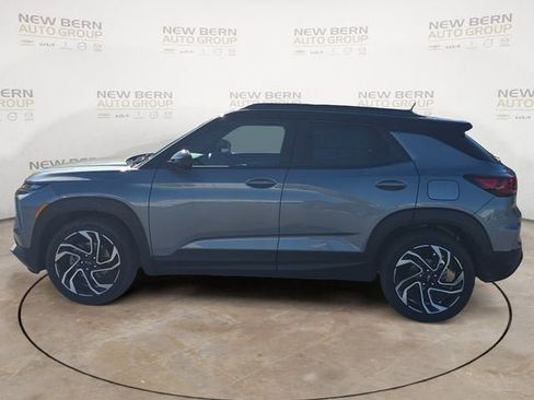 New 2026 Chevrolet TrailBlazer RS w/ Convenience Package image 2