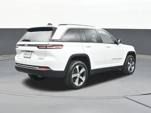 Used 2023 Jeep Grand Cherokee Limited AWD/4WD image 13