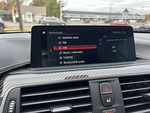 Used 2020 BMW M4 Convertible w/ Competition Package image 27