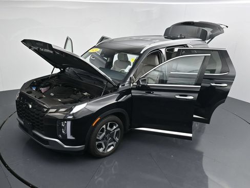 Used 2024 Hyundai Palisade Limited FWD image 43
