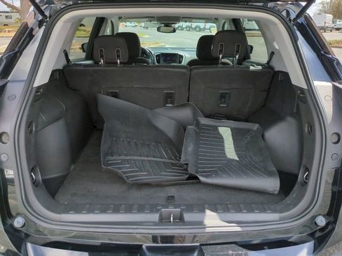 Used 2020 GMC Terrain SLE w/ Driver Convenience Package FWD image 12