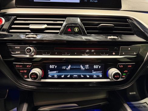 Used 2018 BMW M5 w/ Executive Package AWD/4WD image 21