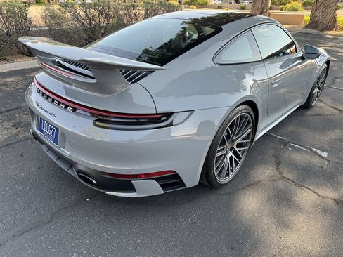 Used 2024 Porsche 911 Carrera 4S w/ Premium Package AWD/4WD image 27