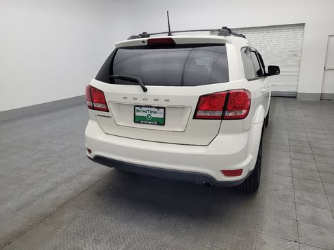 Used 2019 Dodge Journey SE w/ Premium Group image 7