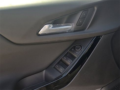 New 2026 Chevrolet Equinox LT image 16