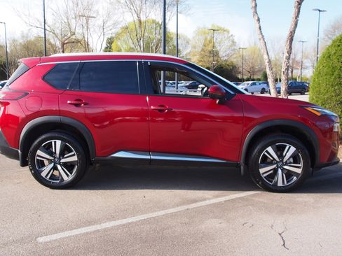 Used 2023 Nissan Rogue SL image 8