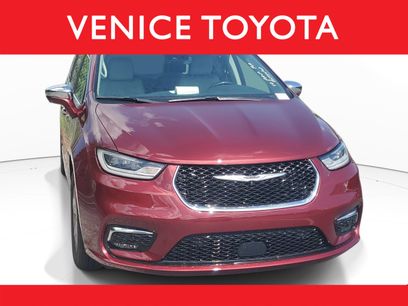 Used 2021 Chrysler Pacifica Limited w/ Premium & Safety Sphere Group