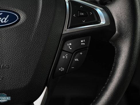 Used 2019 Ford Edge SEL w/ Equipment Group 201A image 25