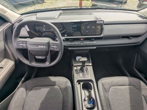New 2027 Kia Seltos S FWD image 14