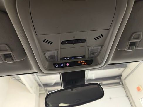 Certified 2022 GMC Terrain SLT image 21