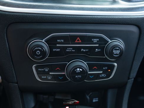 Used 2018 Dodge Charger R/T RWD image 31