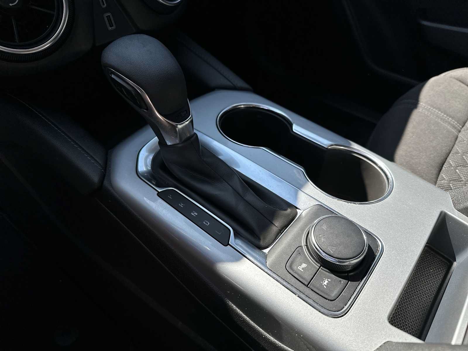 Used 2022 Chevrolet Blazer LT FWD image 25