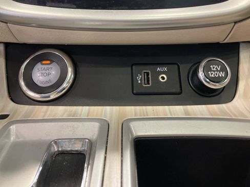 Used 2018 Nissan Murano S image 19