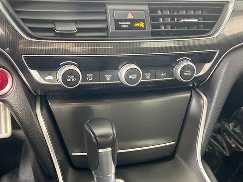 Used 2022 Honda Accord Sport image 15