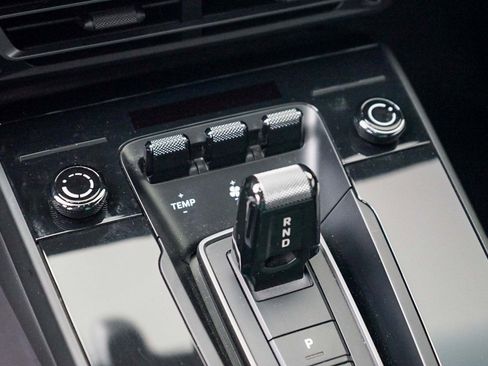 Used 2023 Porsche 911 Carrera T image 32