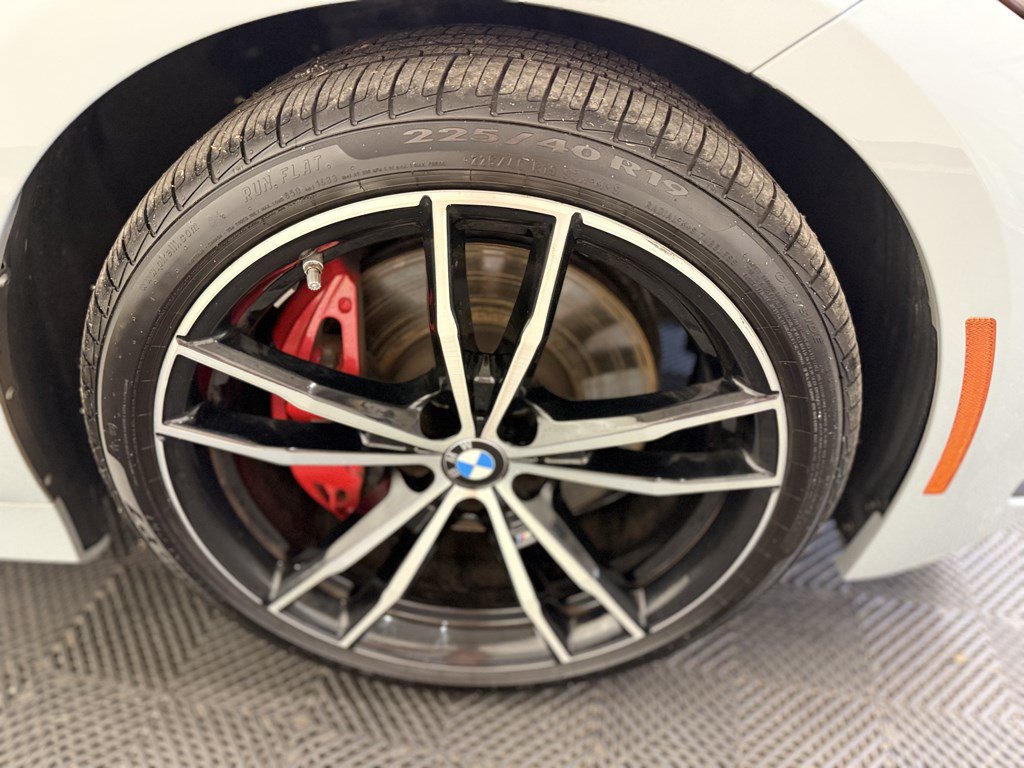 Used 2023 BMW 330i xDrive Sedan w/ M Sport Package AWD/4WD image 20