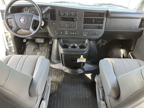 New 2025 GMC Savana 2500 Extended w/ Driver Convenience Package RWD image 20