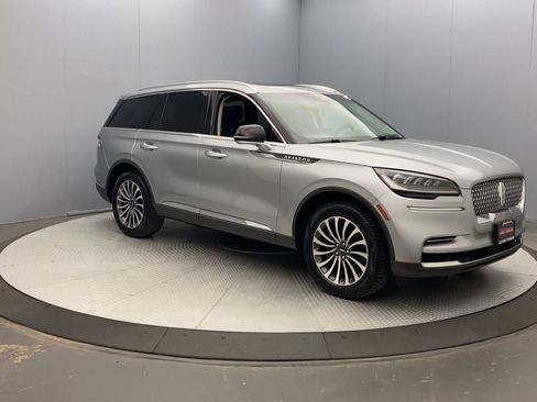 Used 2022 Lincoln Aviator AWD w/ Premium Package image 7