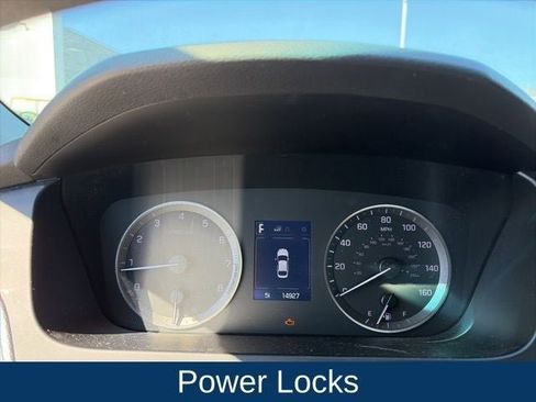 Used 2016 Hyundai Sonata SE w/ Cargo Package image 11