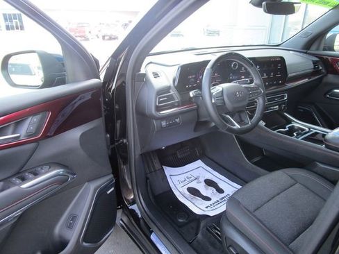 Certified 2024 Chevrolet Traverse Z71 w/ Enhanced Driving Package image 23