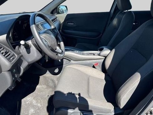 Used 2020 Honda HR-V Sport image 3