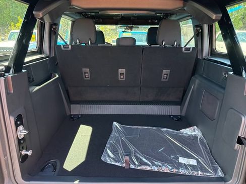 New 2025 Ford Bronco 4-Door w/ Sasquatch Package AWD/4WD image 14