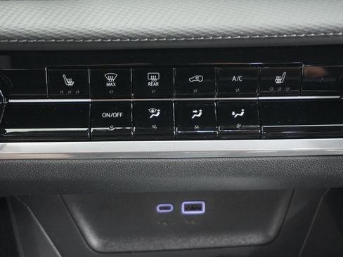 New 2026 Chevrolet Equinox LT image 30