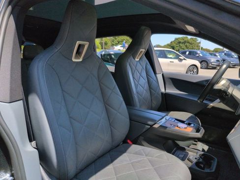 Used 2023 BMW iX xDrive50 w/ Premium Package AWD/4WD image 22