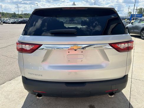 Used 2019 Chevrolet Traverse LS w/ LPO, Floor Liner Package FWD image 6