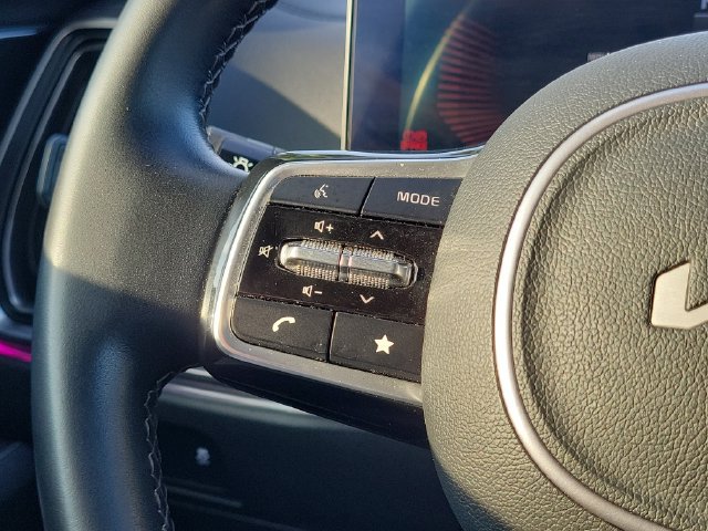 Used 2025 Kia Sorento S w/ Panoramic Sunroof Package FWD image 19
