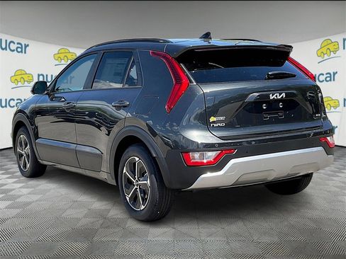 New 2025 Kia Niro EX image 5