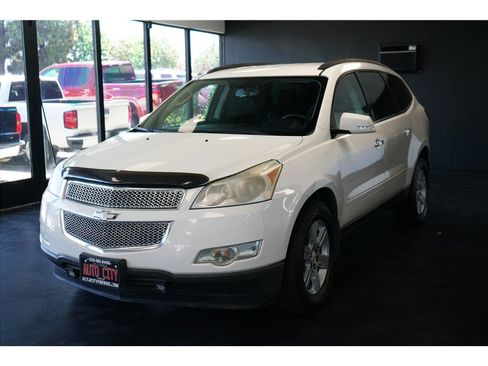Used 2012 Chevrolet Traverse LT AWD/4WD image 3